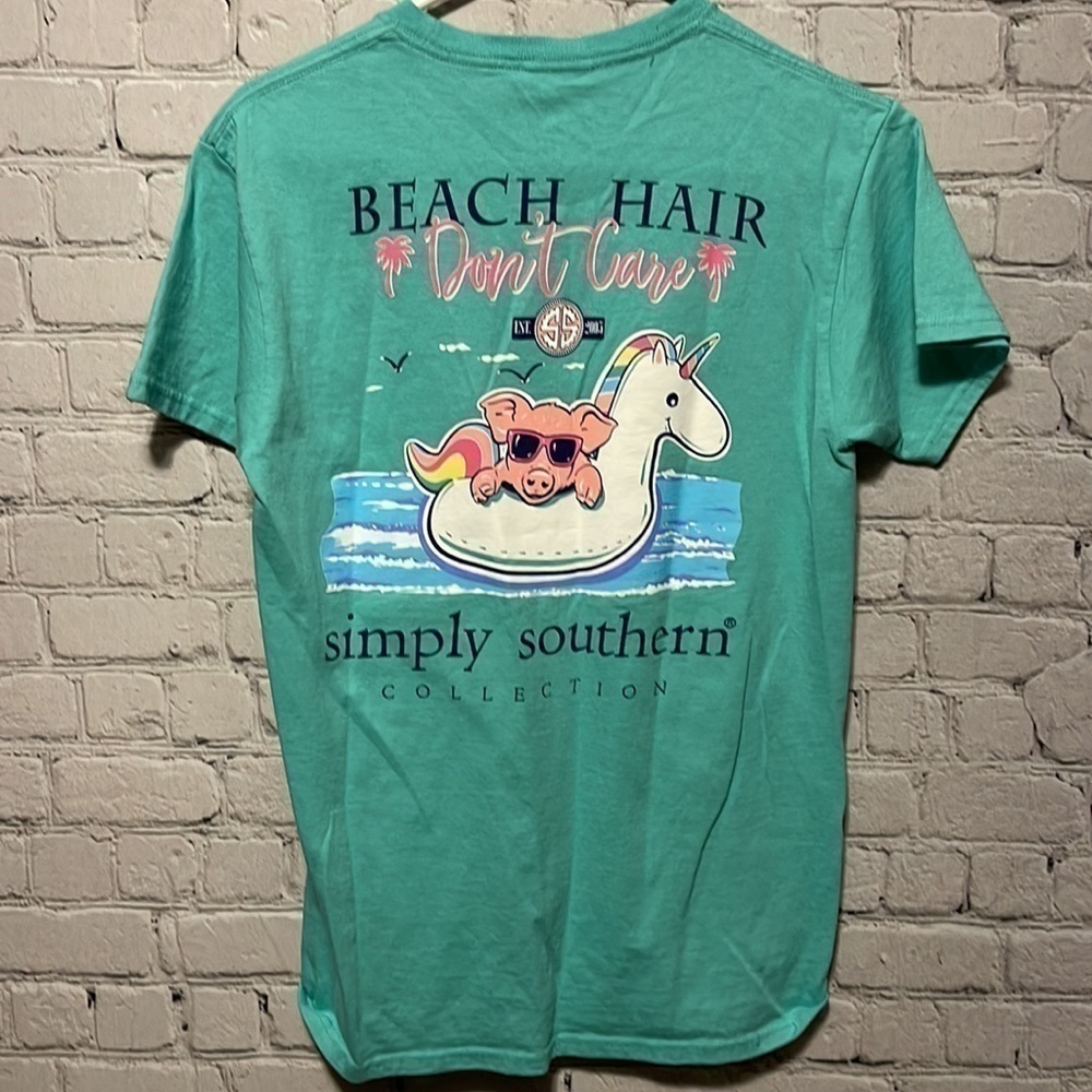 𝅺SIMPLY Southern T-Shirt Size Small Teal Beach Pig Summer Ocean Colorful Cute